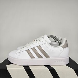 adidas gazelle silver green womens On Running Women's Cloudnova 2 White / Orchid Low Top Sneakers